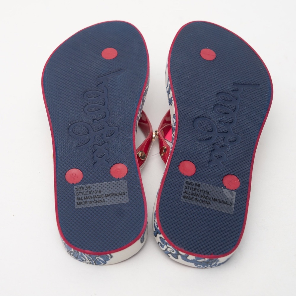 Lilly Pulitzer - Embellished Pool Flip Flops - Picture 3 of 5